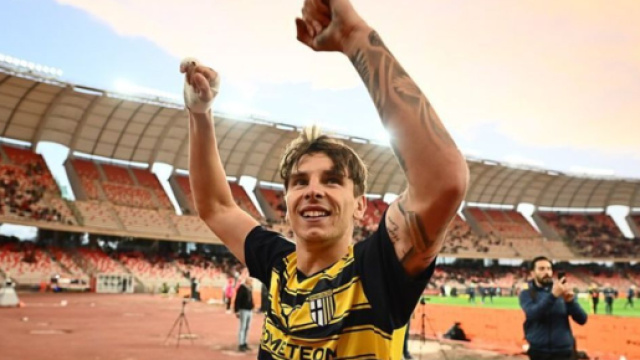 Adrian Bernab&eacute;, giocatore del Parma &copy; Instagram