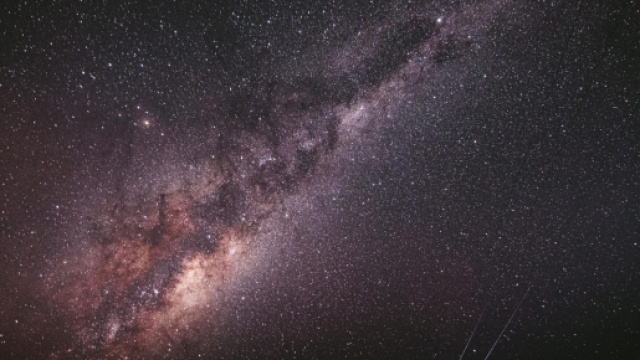 Galassie nel cielo stellato &copy; Pexels.com
