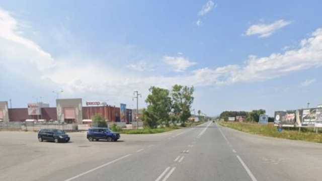 La S.S. 106 nella zona del Centro Commerciale Le Spighe &copy; Comune di Crotone