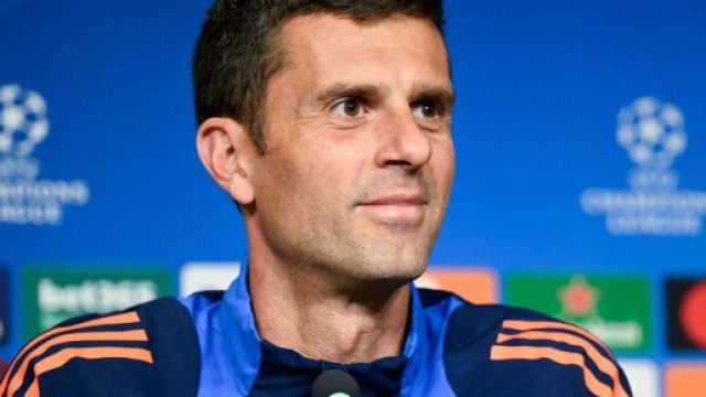 Thiago Motta durante una conferenza stampa &copy; Juventus FC