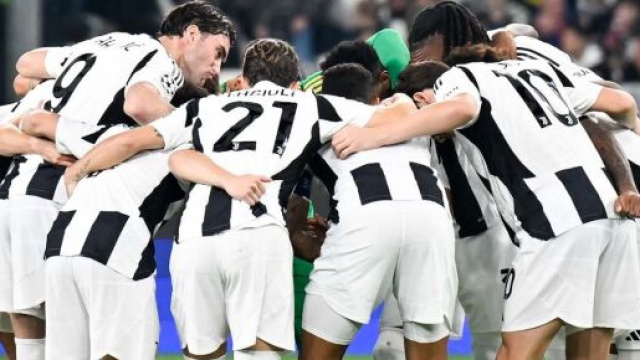 Juventus nel pre-gara di Juve-Stoccarda, gara di Champions League stagione 2024/25 - Foto &copy; Juventus FC.