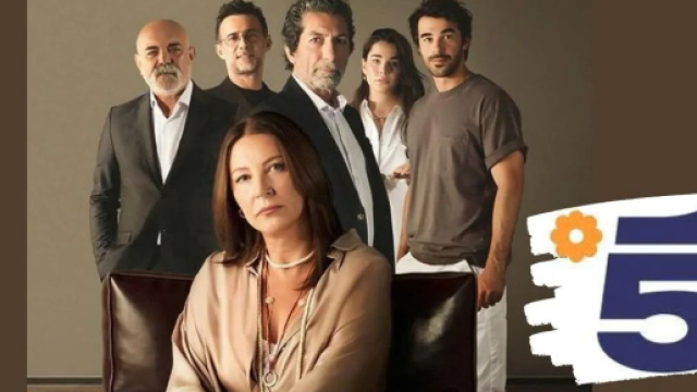 Vahide Percin nell'immagine promozionale di Aldatmak &copy; Atv