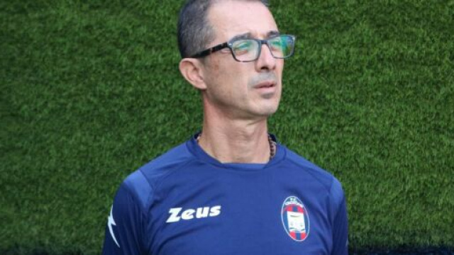 Emilio Longo, tecnico del Crotone - &copy; Facebook / FcCrotone
