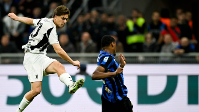 Kenan Yildiz, attaccante della Juventus e Denzel Dumfries, difensore dell'Inter. . Foto &copy; Juventus FC