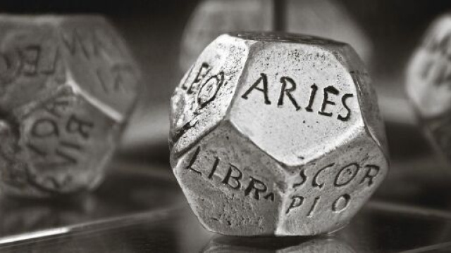 Dodecaedro con i segni dell'oroscopo &copy; Pixabay