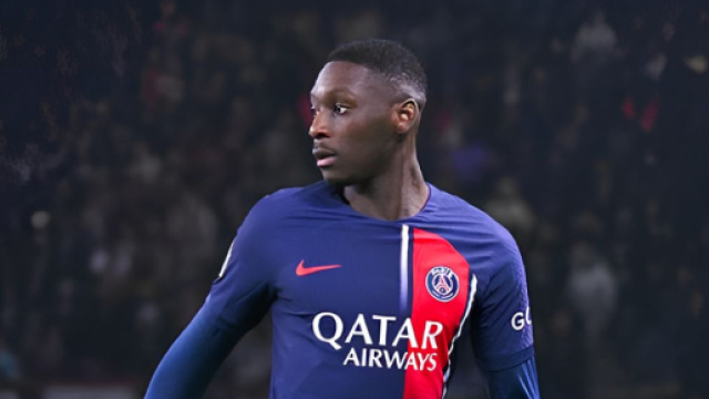 Kolo Muani con la maglia del PSG &copy; profilo Instagram r_kolomuani