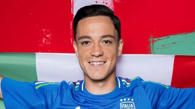 Giacomo Raspadori con la maglia della Nazionale Italiana &copy; Instagram