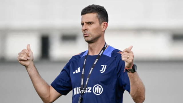 L'allenatore Thiago Motta &copy; Juventus FC