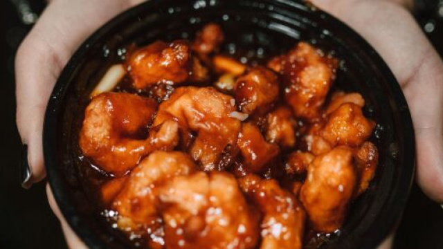 Ricetta pollo all'arancia, una rivisitazione della gourmet cinese. (Pexels)