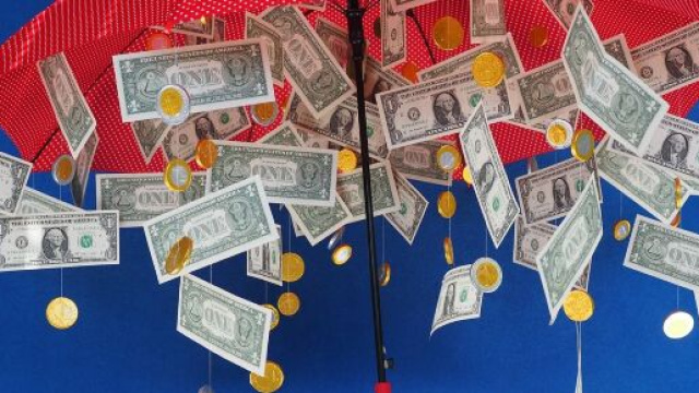 Una pioggia di soldi &copy; Pixabay.