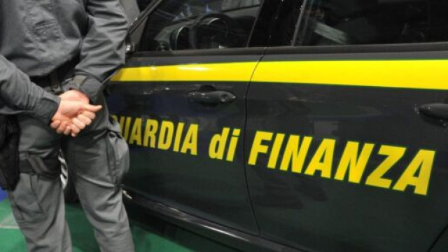 Operazione della Guardia di Finanza a Lamezia Terme - &copy; Guardia di Finanza