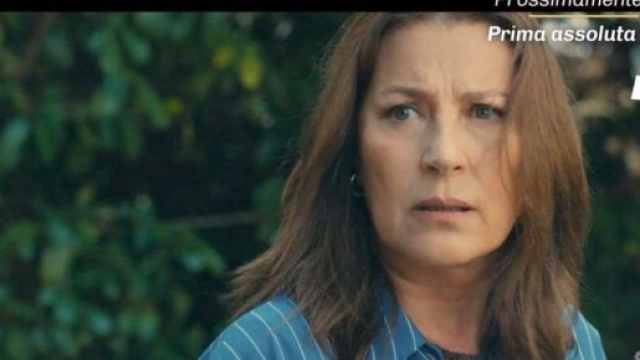 Spot pubblicitario di Tradimento con Vahide Per&ccedil;in &copy; Mediaset.