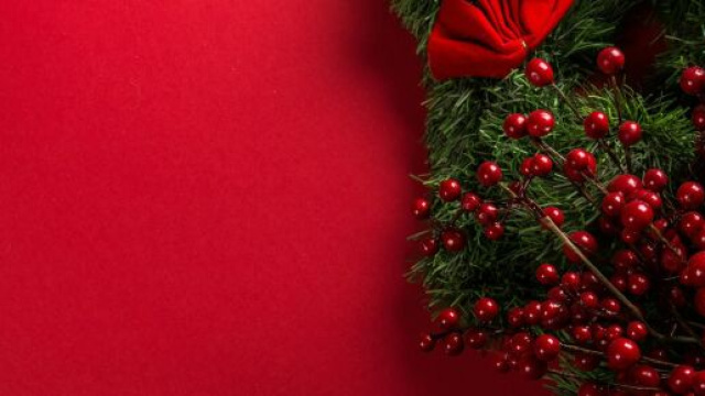 Vischio rosso e verde &copy; Pexels.