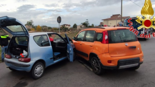 Incidente stradale a Isola di Capo Rizzuto - &copy; Vigili del Fuoco