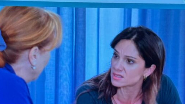 In foto, Rosa nella soap Un posto al sole (screenshot &copy; Rai 3).
