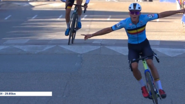 Thibau Nys vincitore degli Europei di ciclocross - Screenshot &copy; Eurosport.