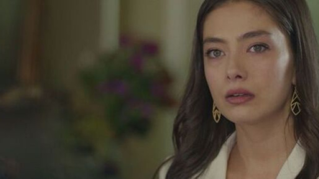 In foto Nihan di Endless Love, &copy; Mediaset.