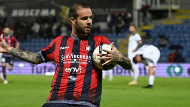 Marco Tumminello, attaccante del Crotone - &copy; Facebook / FcCrotone