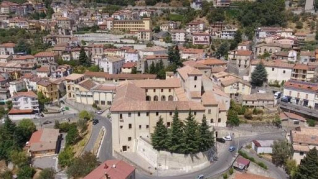 Il Comune di Taverna - &copy; Facebook / Comune di Taverna