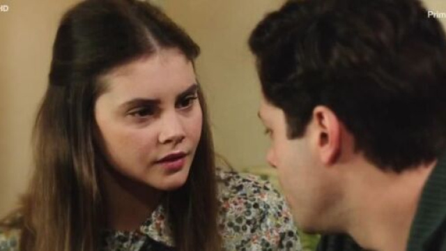 In foto Alfredo e Clara de Il paradiso delle signore (screenshot &copy; Rai)