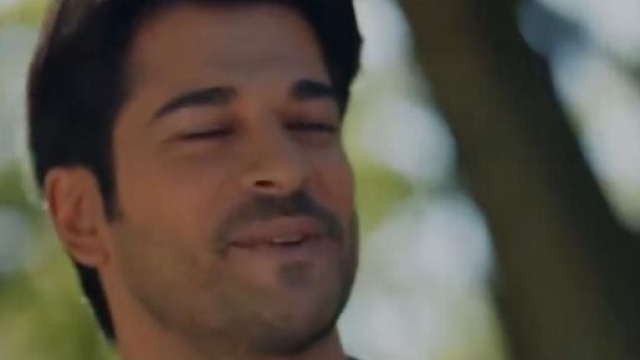 In foto Kemal di Endless Love (screenshot &copy; Canale 5)