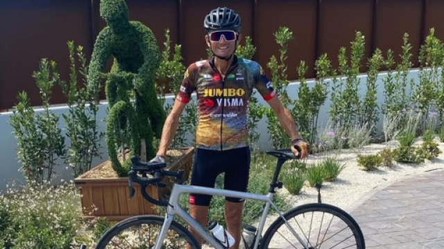 Giacomo Garofoli in bici &copy; Profilo Instagram Giacomo Garofoli