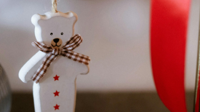 Orsetto addobbo natalizio - &copy; Pexels