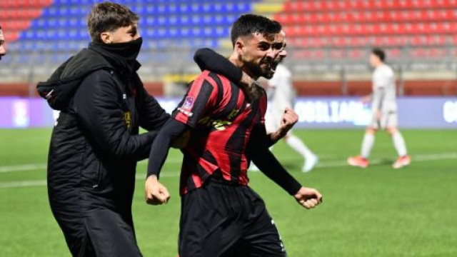 Giovanni Todisco, calciatore del Sorrento che piace al Crotone - &copy; Sorrento Calcio