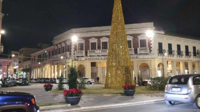 Piazza Pitagora a Crotone - &copy; Francesco Trabassi