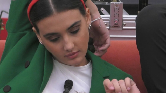 Zeudi Di Palma critica Helena Prestes (&copy; Grande Fratello/Mediaset).