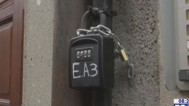 Key box - &copy; screenshot Mediaset