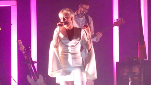 Malika Ayane in concerto al Teatro Augusteo di Napoli &copy; Marco Nota