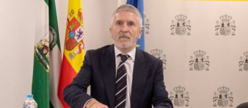 Los dos guardias civiles fallecieron despu&eacute;s que una narcolancha pas&oacute; por encima a su patrullera en Barbate (X, @interiorgob)