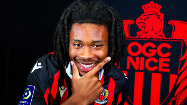 In foto, Khephren Thuram centrocampista del Nizza.