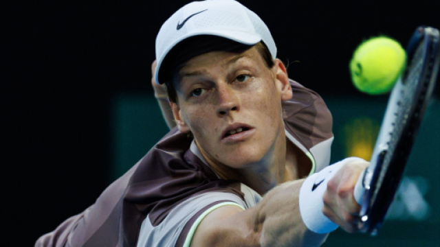 Jannik Sinner, gi&agrave; a Rotterdam, potrebbe conquistare un record storico per il tennis italiano.