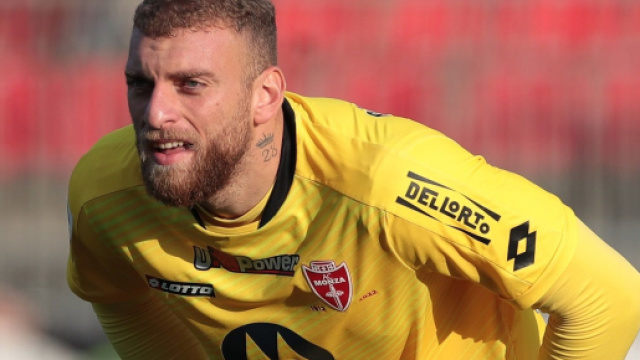 Mercato Inter: per il futuro si valutano Di Gregorio e Bento come vice-Sommer.