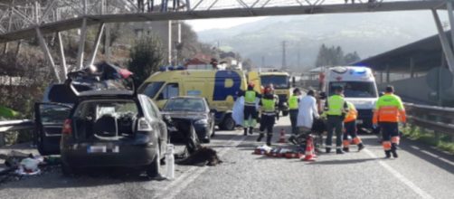 El accidente de tr&aacute;fico tuvo lugar en el kilometro 5,500 en la carretera AS-117 (X, @112Asturias)