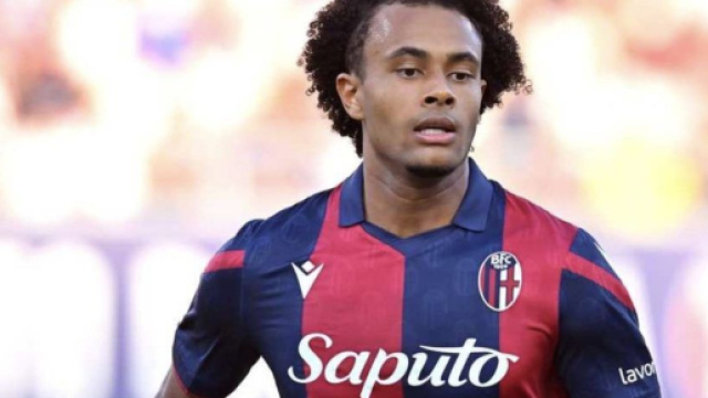 Juventus, piace Zirkzee: il Bologna lo lascerebbe partire per 60 milioni di euro.