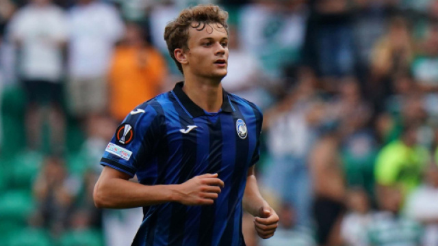 Mercato: Inter e Juventus seguono Scalvini, che per&ograve; ha rinnovato fino al 2028.