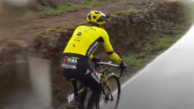 O Gran Camino: show di Vingegaard nella seconda tappa.