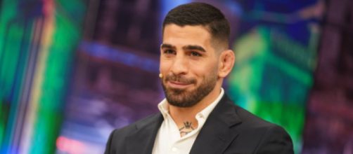 El campe&oacute;n dijo que el DNI espa&ntilde;ol era su 'sue&ntilde;o' (X, @El_Hormiguero)