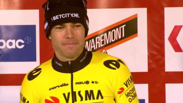 Ciclismo, Fabian Cancellara su Wout van Aert: &lsquo;Non so se il suo approccio sia giusto&rsquo;.