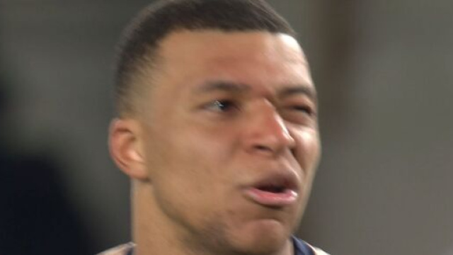 Mbapp&eacute; en col&egrave;re contre le public de Strasbourg. (screenshot @primevideo)