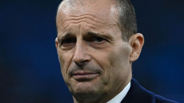 Allegri contestato sui web dopo la sconfitta con l'Inter: 'E' il male della Juventus'