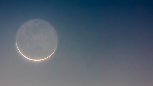 L'oroscopo della Luna Nuova del 10 marzo: possibili accordi professionali per Bilancia.