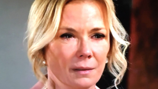 Beautiful: Brooke firma i documenti del divorzio.