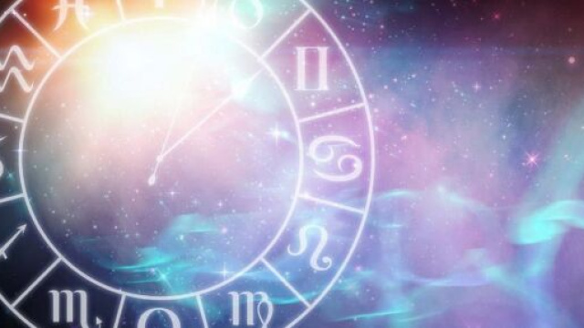 Nella foto i dodici segni zodiacali &copy; Pixabay