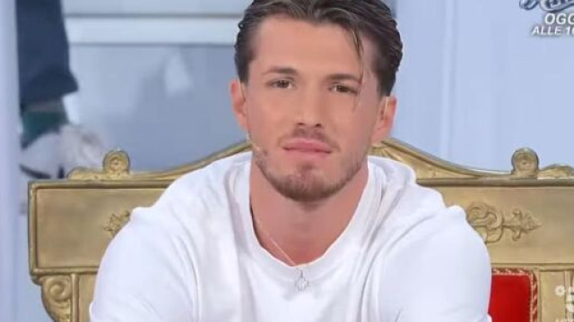 Il tronista Brando Ephrikian - screenshot &copy; Uomini e donne.