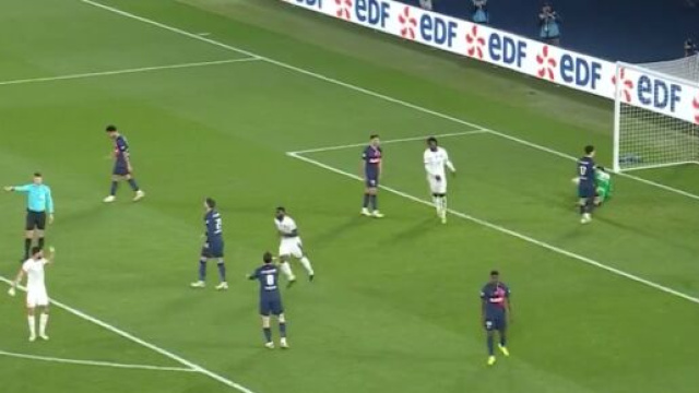 Laborde buteur lors de PSG-Nice. (screenshot Twitter @francetv)