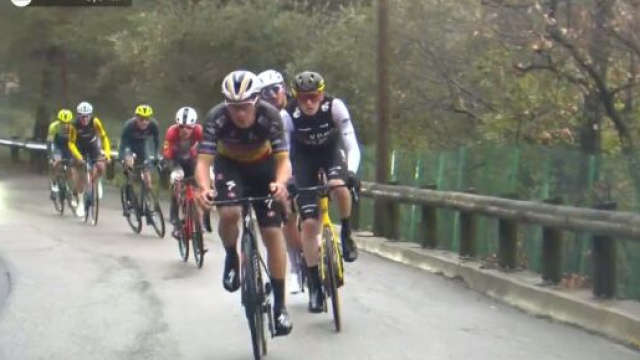 Remco Evenepoel impegnato alla Parigi Nizza Screenshot &copy; Eurosport.